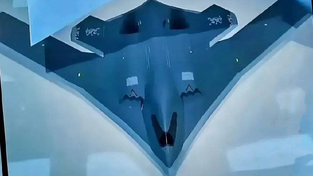 美媒：第二架B-21年内首飞；轰20仍旧没动静不会是类星球大